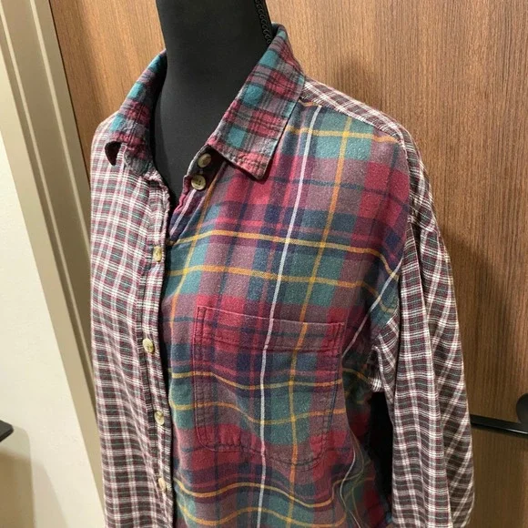AMERICAN EAGLE Women Cozy Cabin Cropped Flannel Size Large Plaid Upcycled Grunge - Picture 5 of 14
